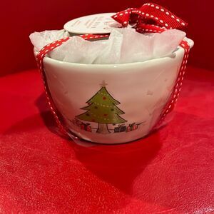 NWT Rae Dunn Christmas measuring cups
